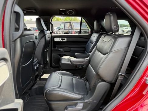 Used 2020 Ford Explorer ST w/ Premium Technology Package AWD/4WD image 14