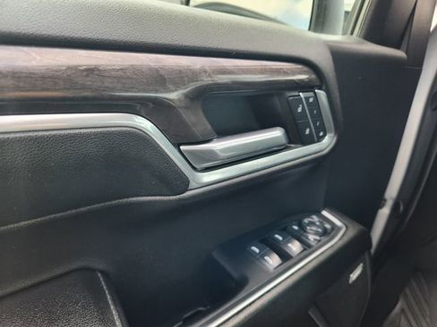 Used 2024 Chevrolet Silverado 1500 LTZ w/ LTZ Convenience Package II AWD/4WD image 12