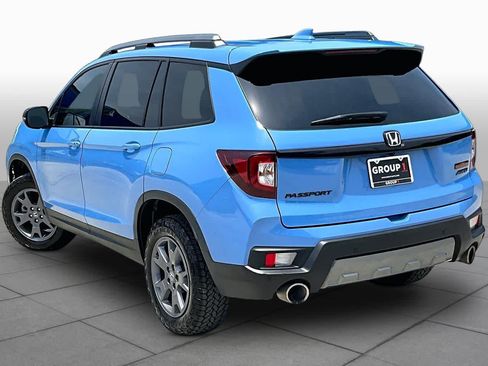 Used 2024 Honda Passport TrailSport image 12