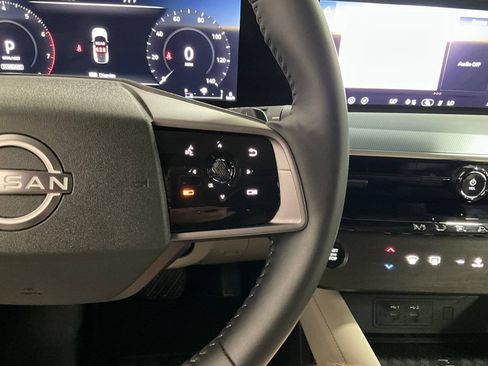 Used 2025 Nissan Murano Platinum w/ Cargo Package AWD/4WD image 19