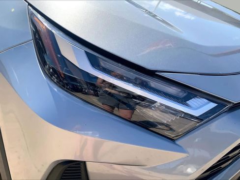 Used 2022 Toyota RAV4 XLE w/ Convenience Package AWD/4WD image 26