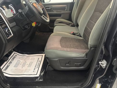 Used 2016 RAM 1500 Big Horn RWD image 30
