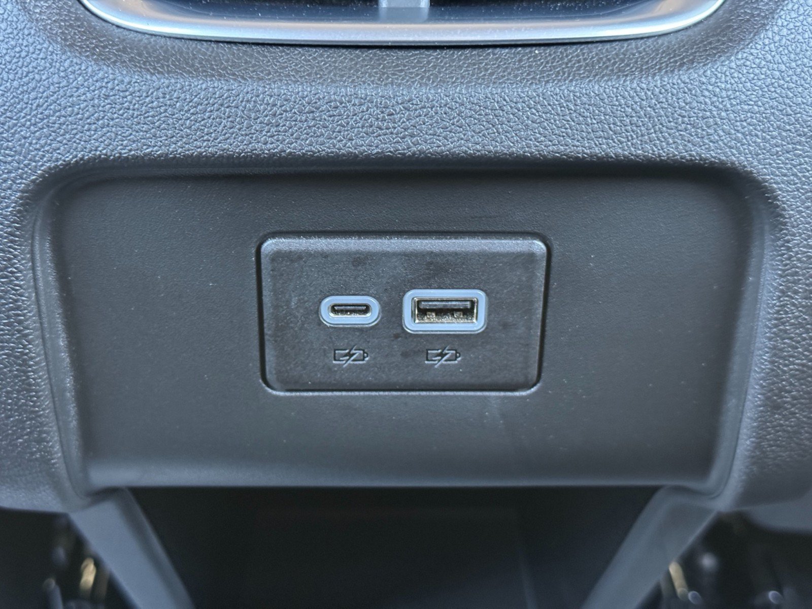 Used 2026 Chevrolet Blazer LT w/ Convenience Package FWD image 32