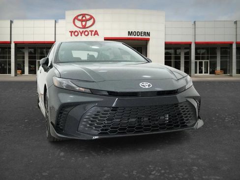 New 2026 Toyota Camry SE image 10