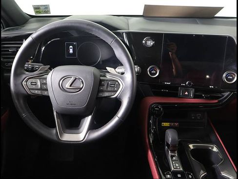 Certified 2026 Lexus NX 350 AWD w/ Accessory Package (Z1) image 8