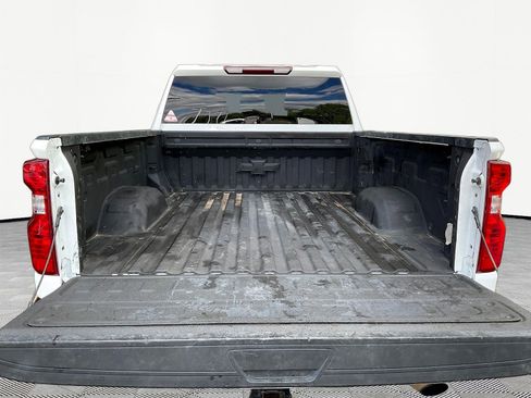 Used 2022 Chevrolet Silverado 2500 LT AWD/4WD image 7