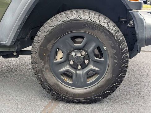 Used 2021 Jeep Wrangler Unlimited Sport AWD/4WD image 11