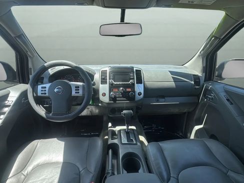 Used 2016 Nissan Frontier SV w/ SV Value Truck Package RWD image 11