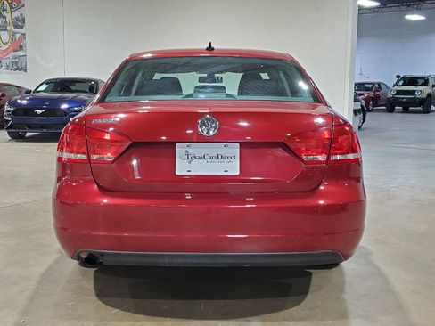 Used 2015 Volkswagen Passat 1.8T Wolfsburg Edition image 10