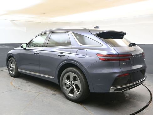 Used 2026 Genesis GV70 2.5T Advanced AWD/4WD image 3
