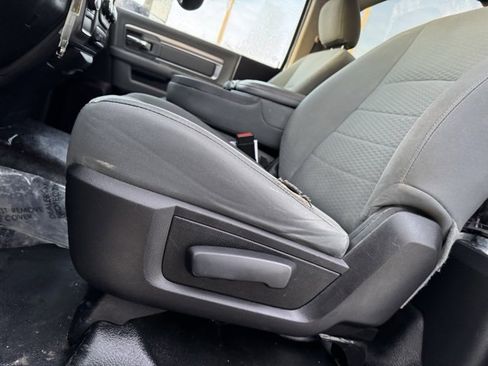 Used 2017 RAM 3500 Tradesman w/ Power & Remote Entry Group image 4