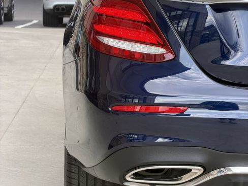 Used 2020 Mercedes-Benz E 350 4MATIC Sedan image 13