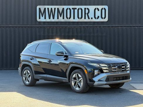 Used 2025 Hyundai Tucson SEL AWD/4WD image 2