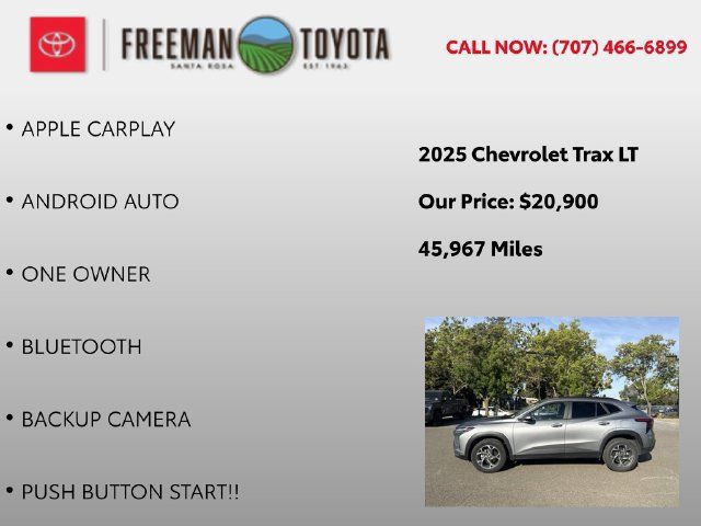 Used 2025 Chevrolet Trax LT FWD image 5