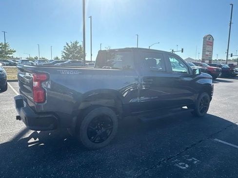 Used 2021 Chevrolet Silverado 1500 Custom Trail Boss AWD/4WD image 3