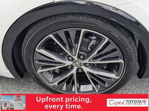 Certified 2025 Toyota Prius XLE AWD/4WD image 10