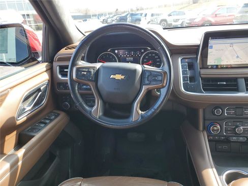 Used 2021 Chevrolet Tahoe High Country w/ Premium Package image 11