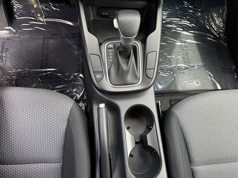 Certified 2025 Kia Soul LX w/ LX Technology Package FWD image 20