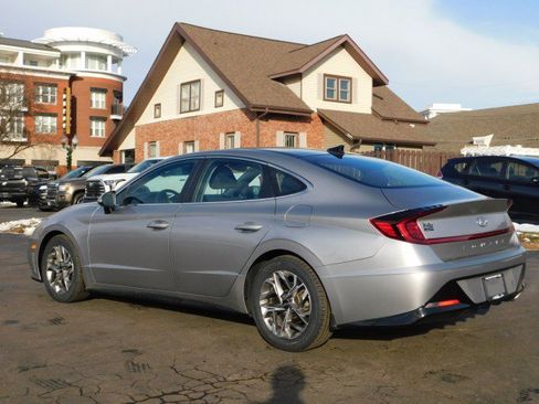 Used 2021 Hyundai Sonata SEL w/ Convenience Package image 5