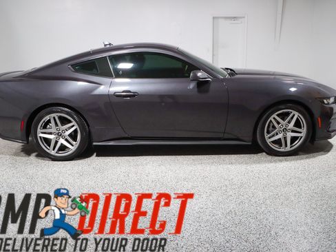 Used 2024 Ford Mustang Premium RWD image 6