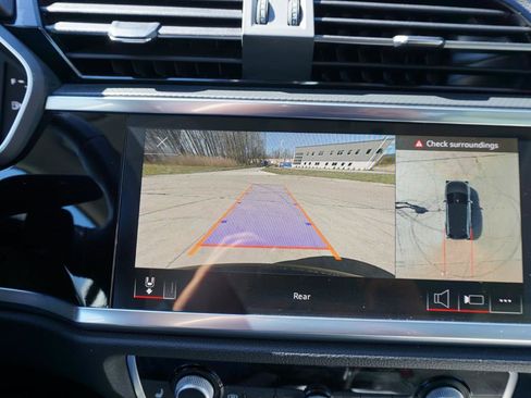 Used 2023 Audi Q3 2.0T Premium Plus w/ Premium Plus Package image 20