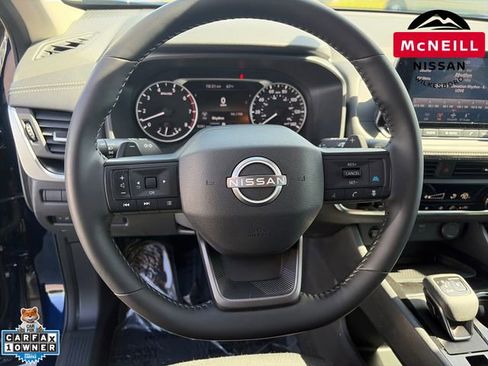 Used 2025 Nissan Rogue SV image 25