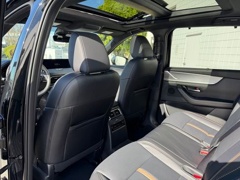 New 2026 MAZDA CX-90 3.3 Turbo w/ Premium Plus Pkg image 17