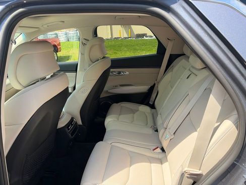 Used 2026 Genesis GV70 2.5T Advanced AWD/4WD image 19