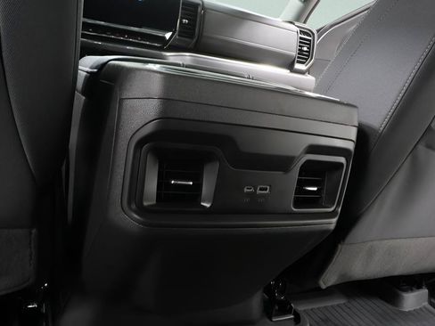 Used 2024 Chevrolet Silverado 1500 LT Trail Boss w/ Convenience Package II AWD/4WD image 24