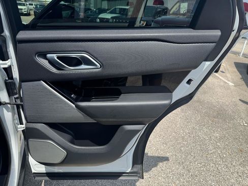Used 2020 Land Rover Range Rover Velar R-Dynamic S AWD/4WD image 20