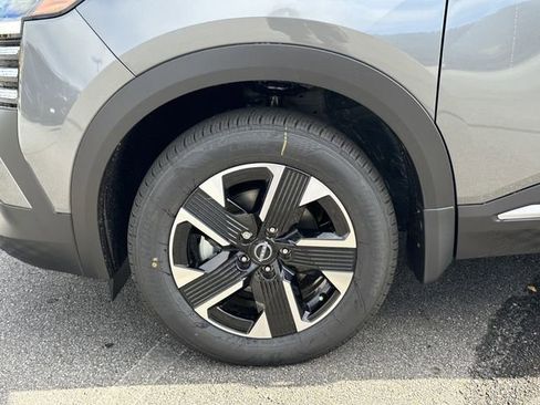 New 2026 Nissan Kicks SV w/ SV Premium Package AWD/4WD image 13