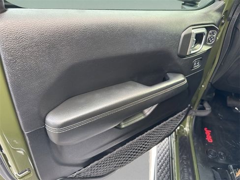 Used 2021 Jeep Gladiator Rubicon image 21