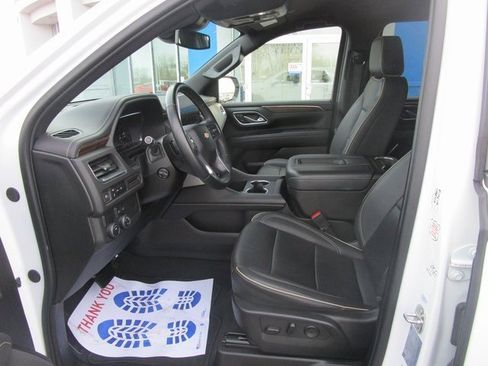 Certified 2023 Chevrolet Suburban Premier image 28