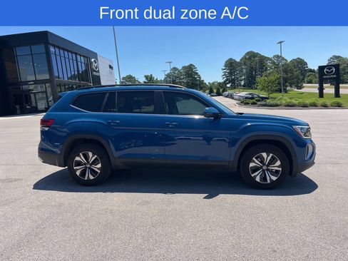 Certified 2026 Volkswagen Atlas SE FWD image 4
