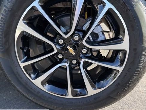 Used 2025 Chevrolet TrailBlazer LT AWD/4WD image 54