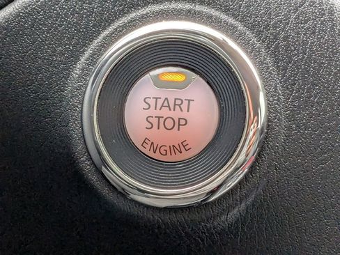 Used 2020 Nissan Pathfinder SL w/ Cargo Package image 32