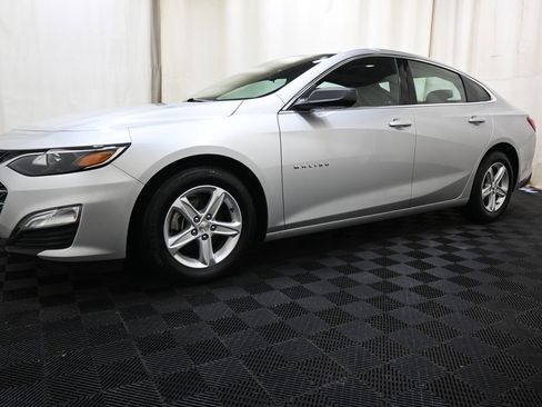 Used 2020 Chevrolet Malibu LS w/ LPO, Convenience Package 1 FWD image 5