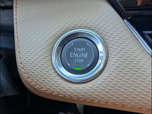 New 2026 Chevrolet Equinox ACTIV FWD image 8