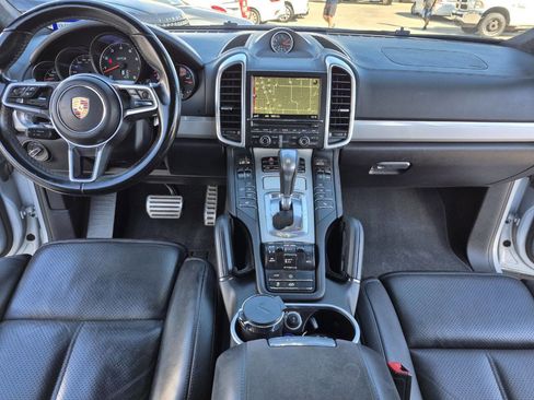 Used 2016 Porsche Cayenne GTS image 21