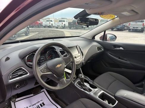 Used 2016 Chevrolet Cruze LT image 16