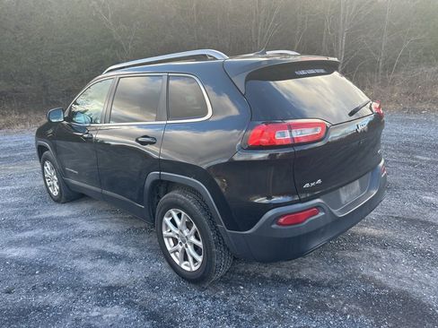 Used 2014 Jeep Cherokee Latitude w/ Comfort/Convenience Group image 3