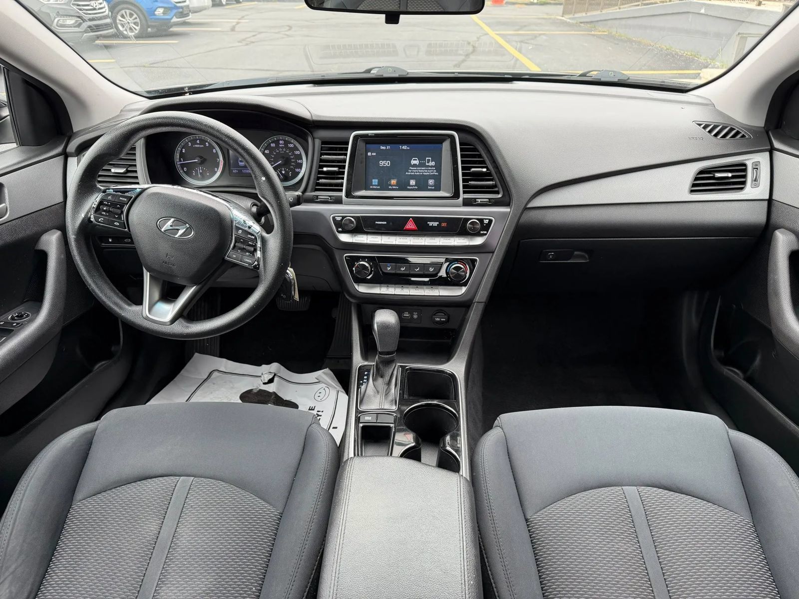 Used 2018 Hyundai Sonata SE FWD image 12