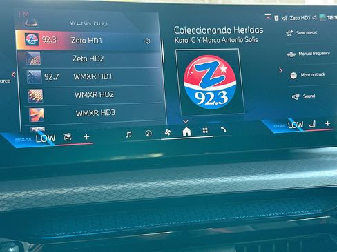 Certified 2025 BMW 440i xDrive Convertible w/ Premium Package image 15