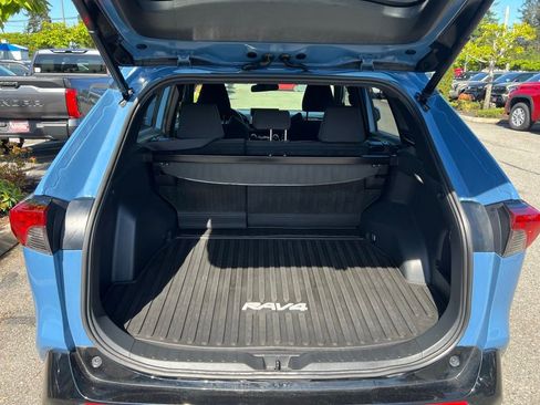 Certified 2023 Toyota RAV4 SE w/ Convenience Package AWD/4WD image 10