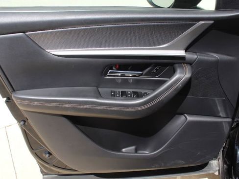 Used 2025 MAZDA CX-70 3.3 Turbo w/ Preferred Package image 12