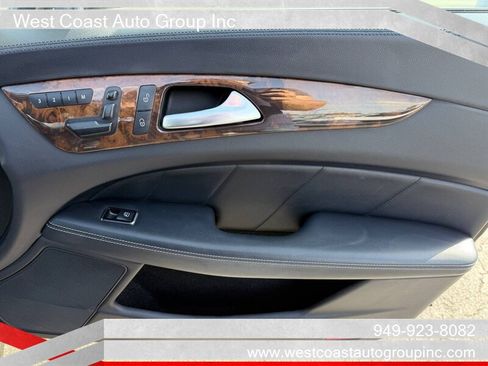 Used 2012 Mercedes-Benz CLS 550 image 18