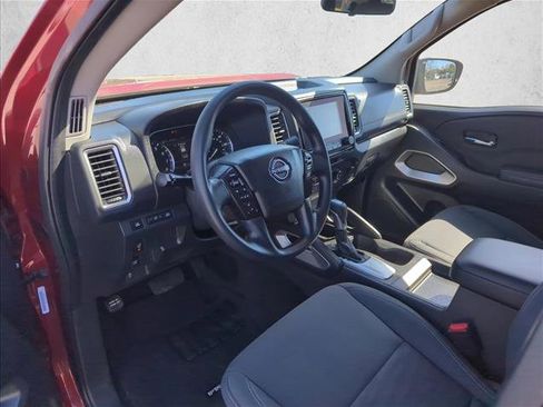 Used 2024 Nissan Frontier SV w/ Technology Package image 11