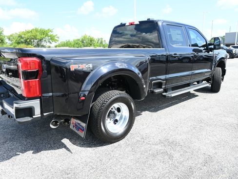 New 2026 Ford F350 Lariat AWD/4WD image 3