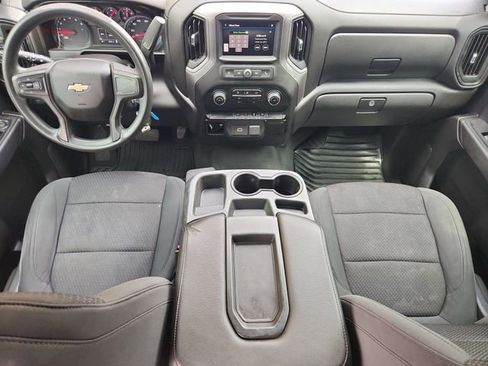 Used 2020 Chevrolet Silverado 1500 Custom w/ Custom Value Package RWD image 18