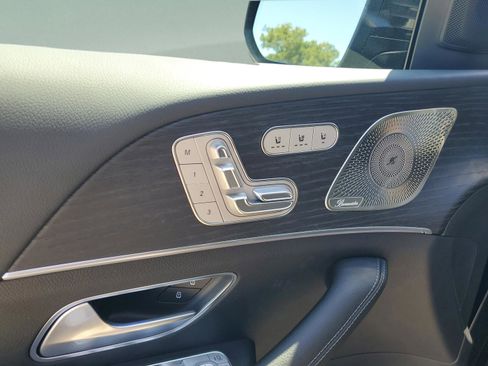 New 2026 Mercedes-Benz GLS 450 4MATIC image 12